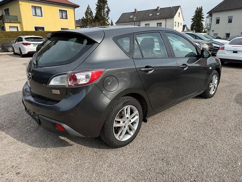 Gebraucht Mazda 3 Prime-Line 105 PS (77 kW) 2011 Limousine