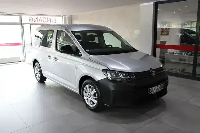 Gebraucht VW Caddy 102 PS (75 kW) 2024 Silber Van / Kleinbus