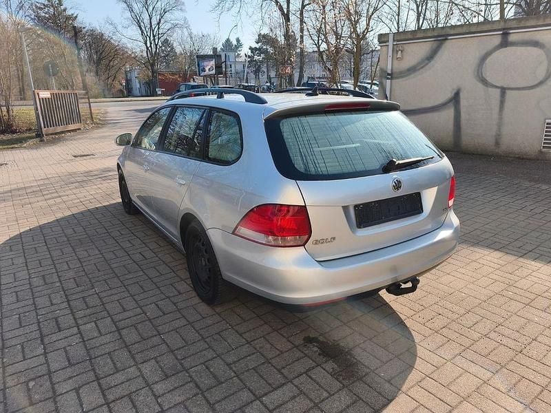 Gebraucht VW Golf V Trendline 105 PS (77 kW) 2007 Silber Kombi