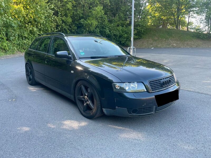 Schwarz Gebraucht 2002 Audi A4 S-Line Kombi | 999 € (Guter Preis) - Bild 1/4