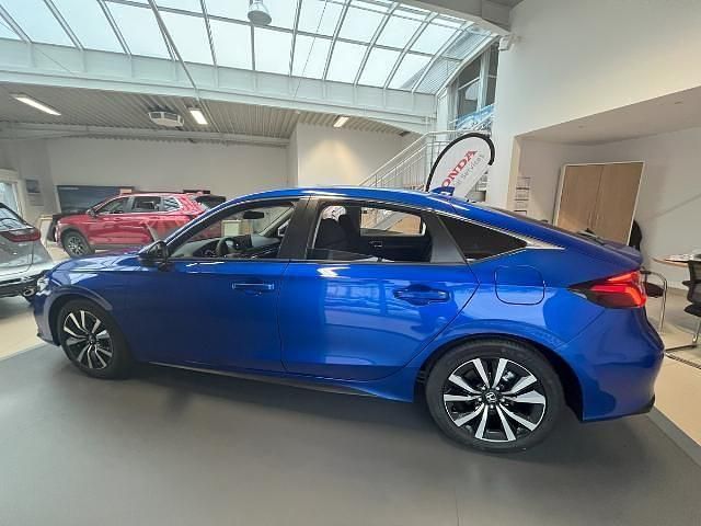 Gebraucht Honda Civic Elegance 143 PS (105 kW) 2025 Blau Limousine