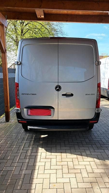Second-hand Mercedes Sprinter 143 CP (105 kW) 2019 Argintiu Van