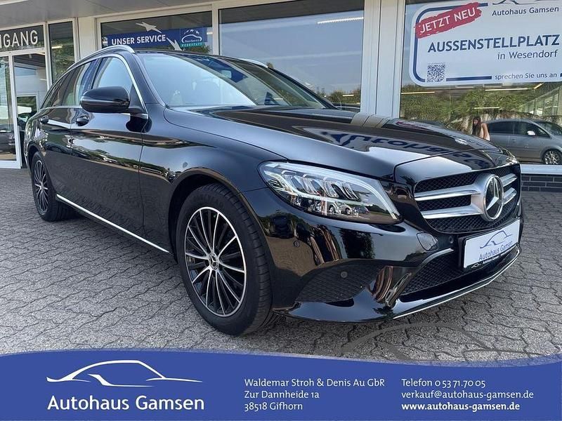 Schwarz unilack Gebraucht 2019 Mercedes C200 Avantgarde Kombi | 23.990 € (Guter Preis) - Bild 1/4