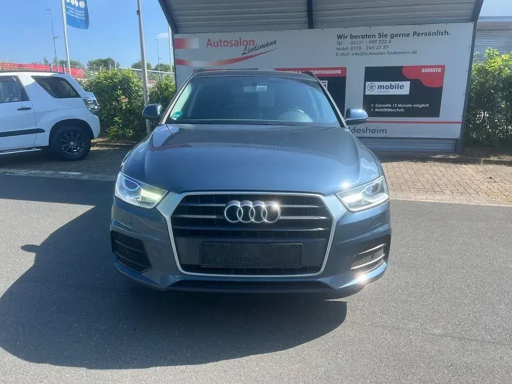 Gebraucht Audi Q3 Basis 150 PS (110 kW) 2015 Blau SUV