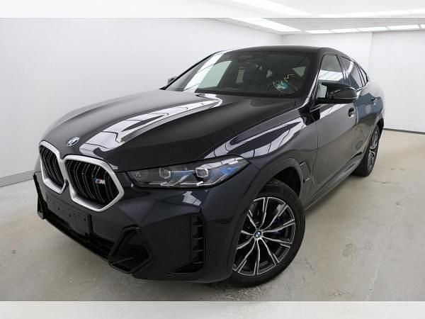 Schwarz (carbonschwarz metallic) Gebraucht 2024 BMW X6 M Sport SUV | 93.657 € (Superpreis) - Bild 1/4