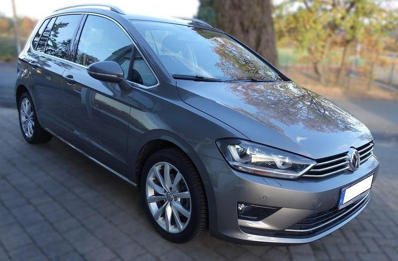 Gebraucht VW Golf VII Highline 150 PS (110 kW) 2014 Grau Limousine