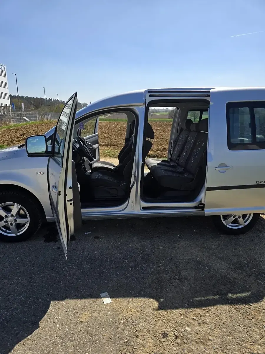 Gebraucht VW Caddy 109 PS (80 kW) 2011 Grau Van / Kleinbus
