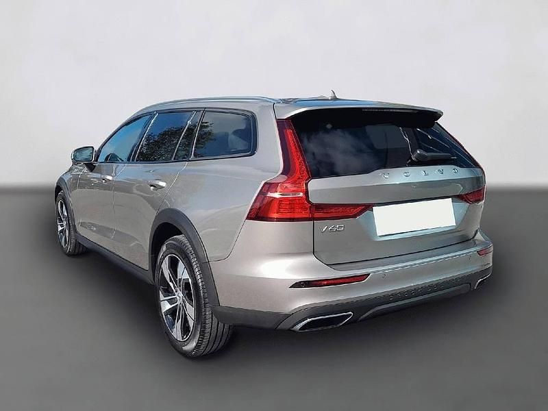 Gebraucht Volvo V60 Pro 197 PS (144 kW) 2021 Grau Kombi