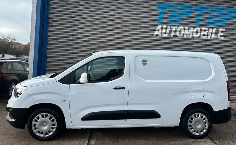 Gebraucht Opel Combo 102 PS (75 kW) 2021 Weiß Van / Kleinbus