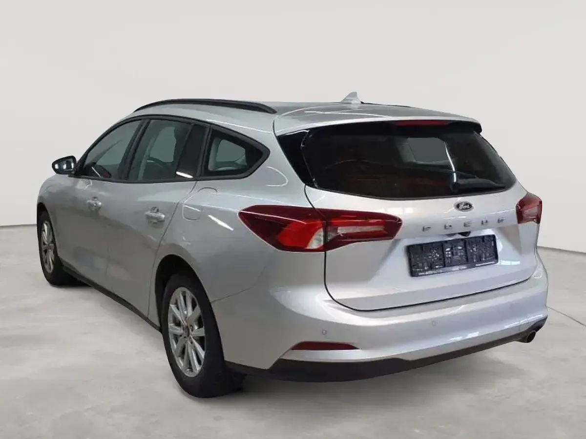 Gebraucht Ford Focus Cool & Connect 120 PS (88 kW) 2022 Silber Kombi