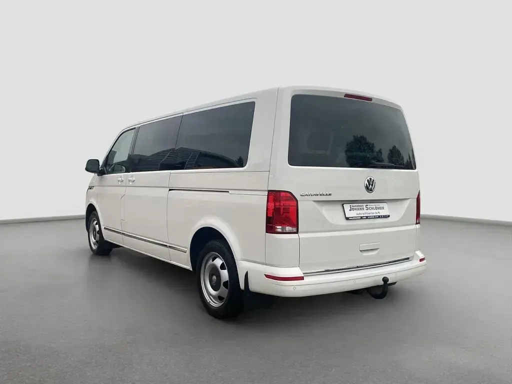 Gebraucht VW Caravelle Comfortline 150 PS (110 kW) 2022 Candyweiß Van