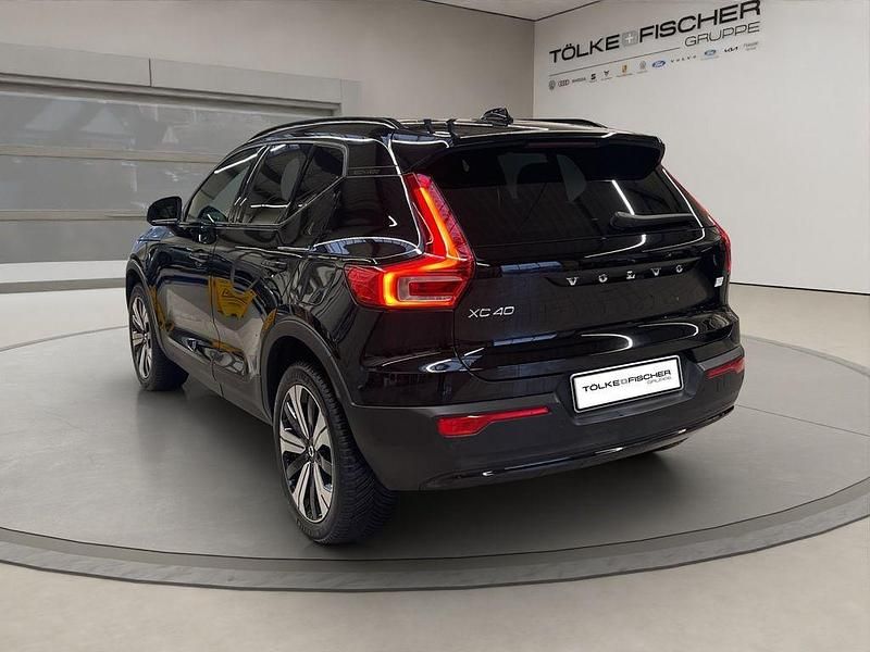 Gebraucht Volvo XC40 Core 300 kW (408 PS) 2022 Black solid stone / solid SUV