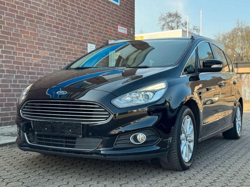 Gebraucht Ford S-MAX Titanium 150 PS (110 kW) 2016 Schwarz Van / Kleinbus