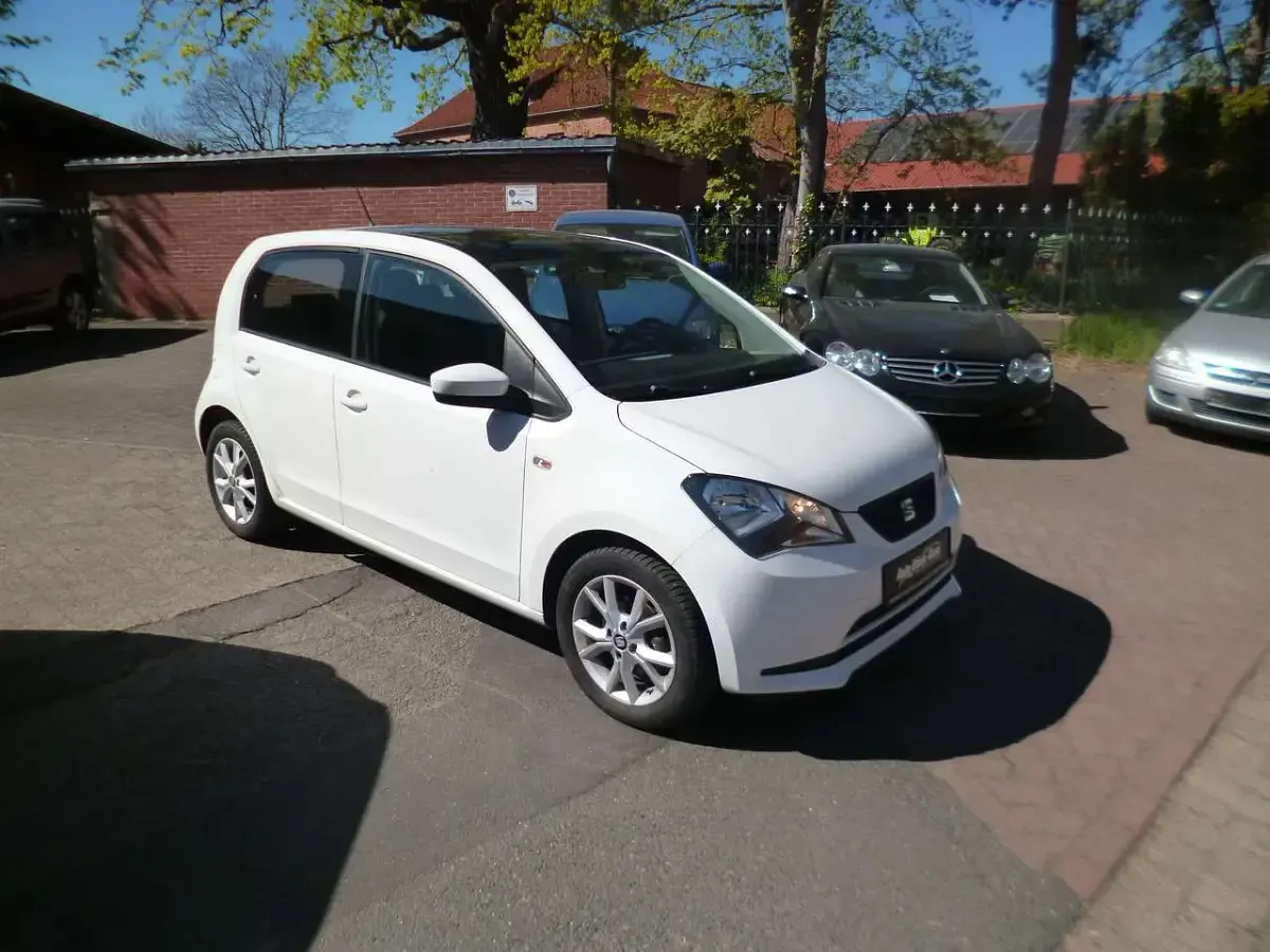 Gebraucht Seat Mii Chic 75 PS (55 kW) 2017 Weiß Kleinwagen