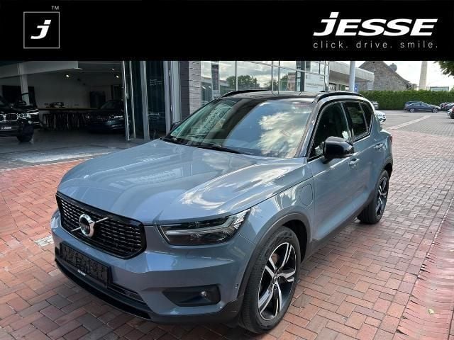 Thunder grey / metallic (metallic) Gebraucht 2021 Volvo XC40 R-Design SUV | 20.990 € (Superpreis) - Bild 1/3