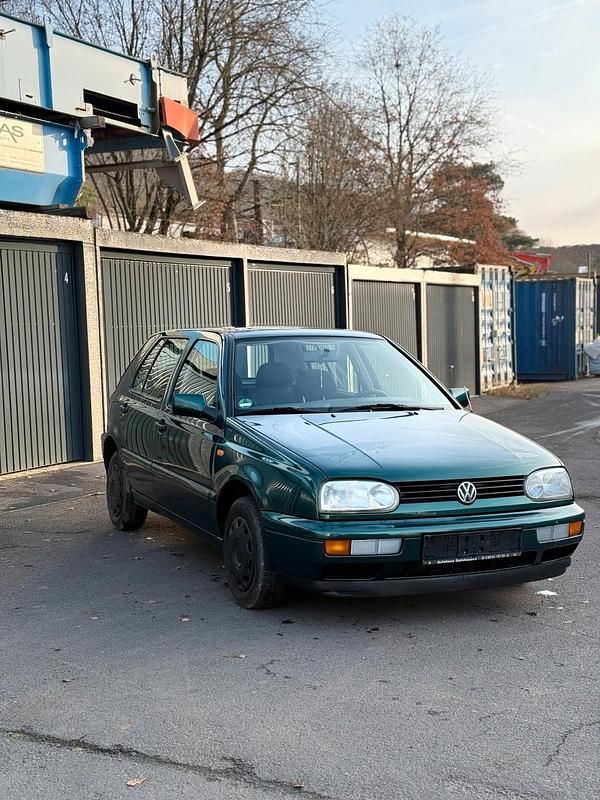 Grün Gebraucht 1996 VW Golf III Kombi | 1.850 € (Guter Preis) - Bild 1/4