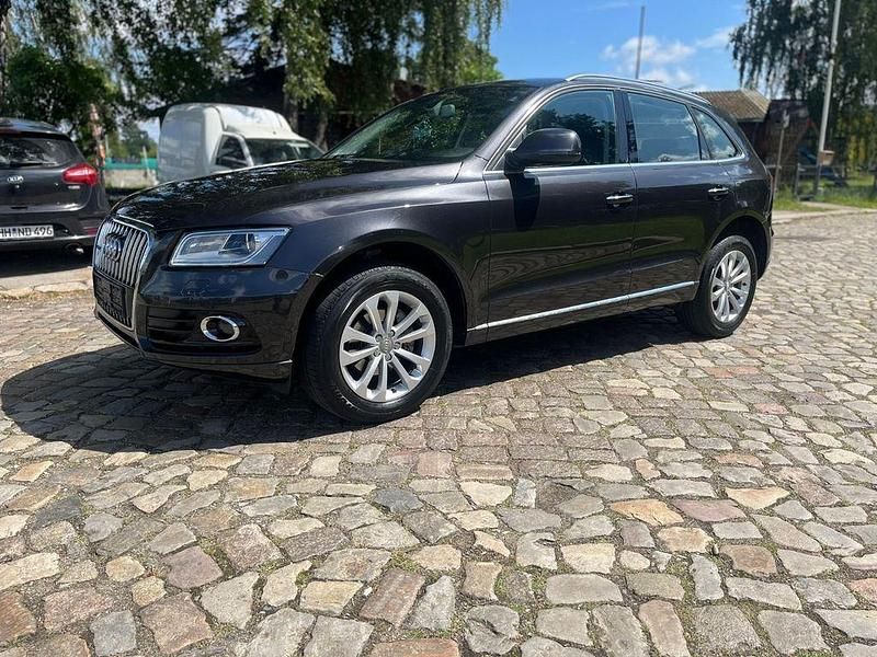 Grau Gebraucht 2014 Audi Q5 Sport SUV | 11.900 € (Superpreis) - Bild 1/4