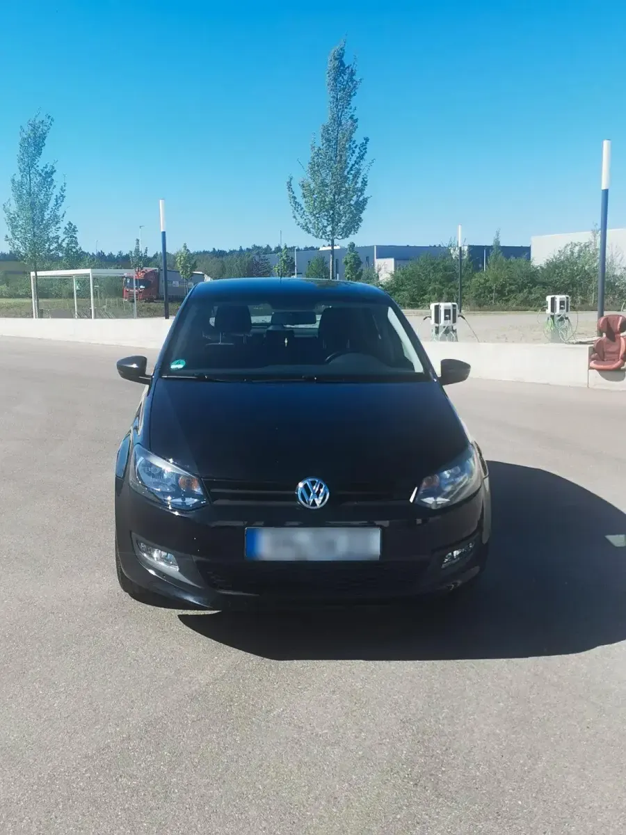 Używany VW Polo 70 KM (51 kW) 2012 Czarny Hatchback