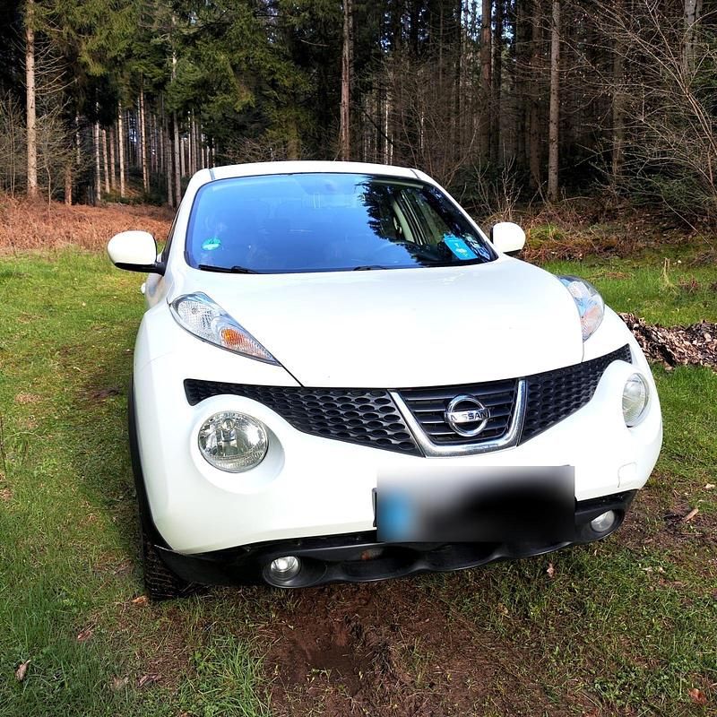Gebraucht Nissan Juke 117 PS (86 kW) 2011 Weiß SUV