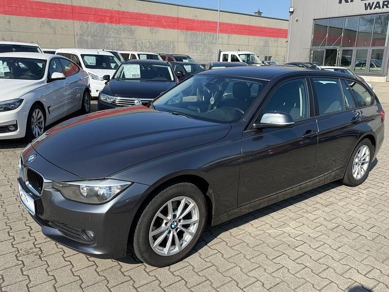 Gebraucht BMW 320 Comfort Edition 184 PS (135 kW) 2015 Grau Kombi