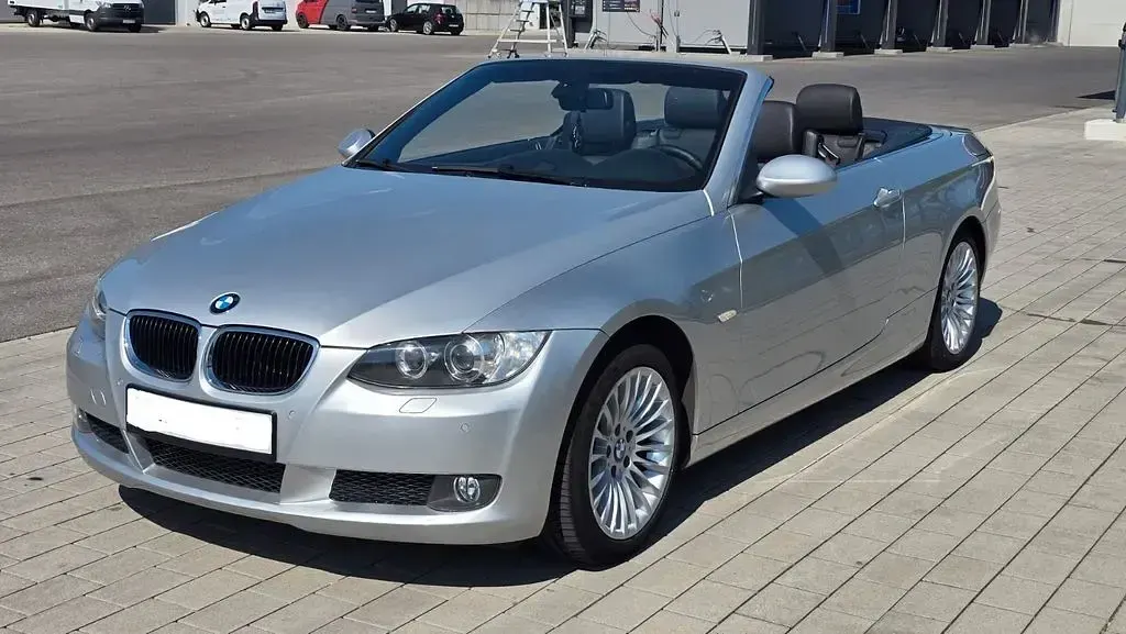 Gebraucht BMW 320 Cabriolet Comfort Edition 177 PS (130 kW) 2009 Silber Cabrio