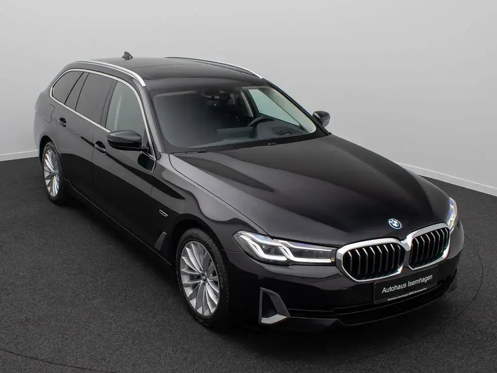 Gebraucht BMW 530e Luxury Line 292 PS (214 kW) 2022 Schwarz Limousine