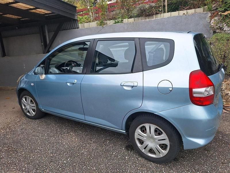 Gebraucht Honda Jazz 77 PS (56 kW) 2005 Blau Kleinwagen
