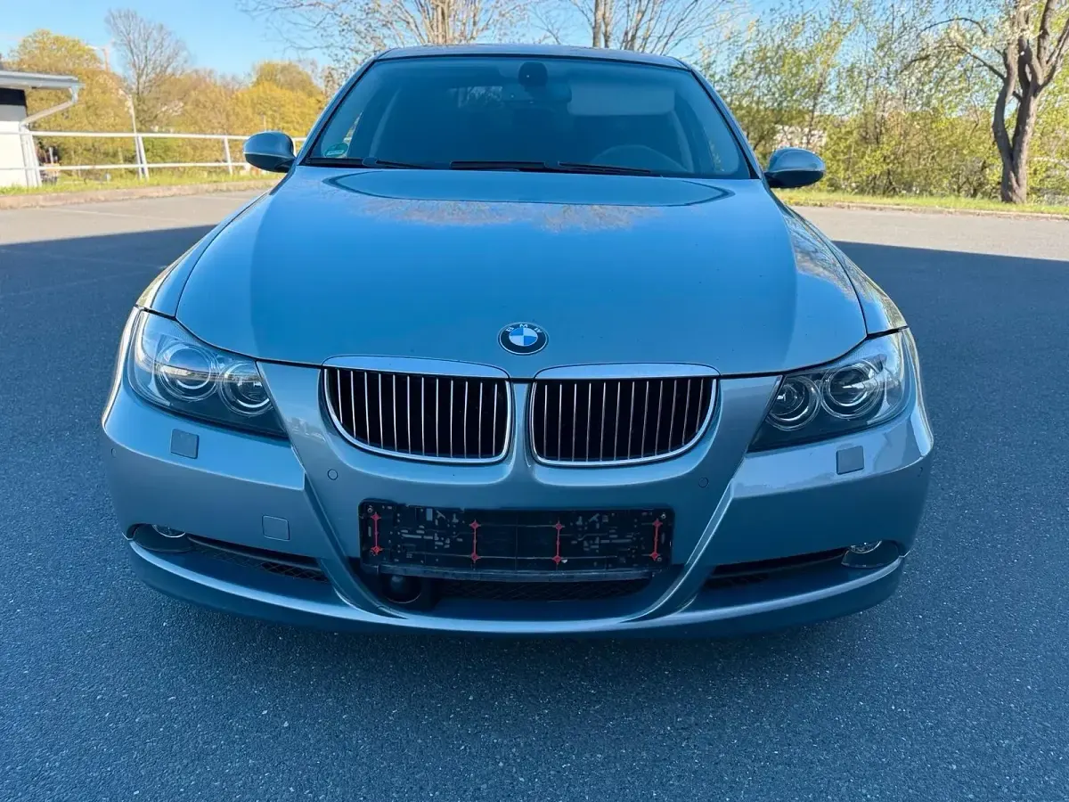 Używany BMW 325 218 KM (160 kW) 2006 Srebrny Sedan/Limuzyna