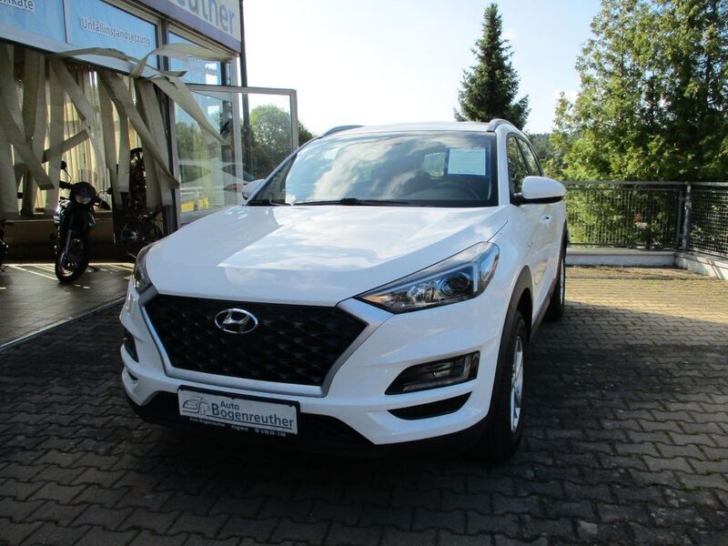 Polar white / sol Gebraucht 2019 Hyundai Tucson Select SUV | 18.690 € (Fairer Preis) - Bild 1/4