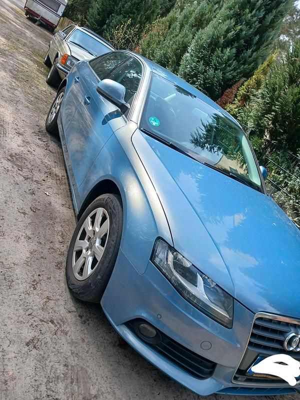 Gebraucht Audi A4 160 PS (117 kW) 2008 Blau Limousine