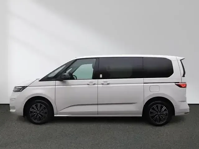 Używany VW Multivan Life 150 KM (110 kW) 2026 Biały Minivan
