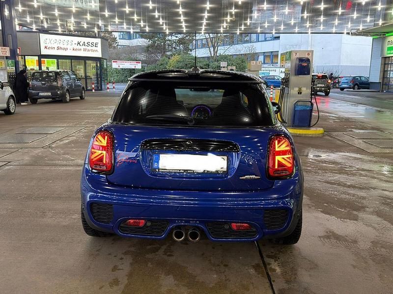 Gebraucht Mini John Cooper Works 231 PS (169 kW) 2019 Blau Kleinwagen