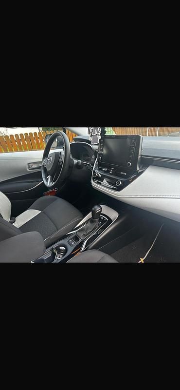 Gebraucht Toyota Corolla Team 122 PS (89 kW) 2020 Blau Kleinwagen