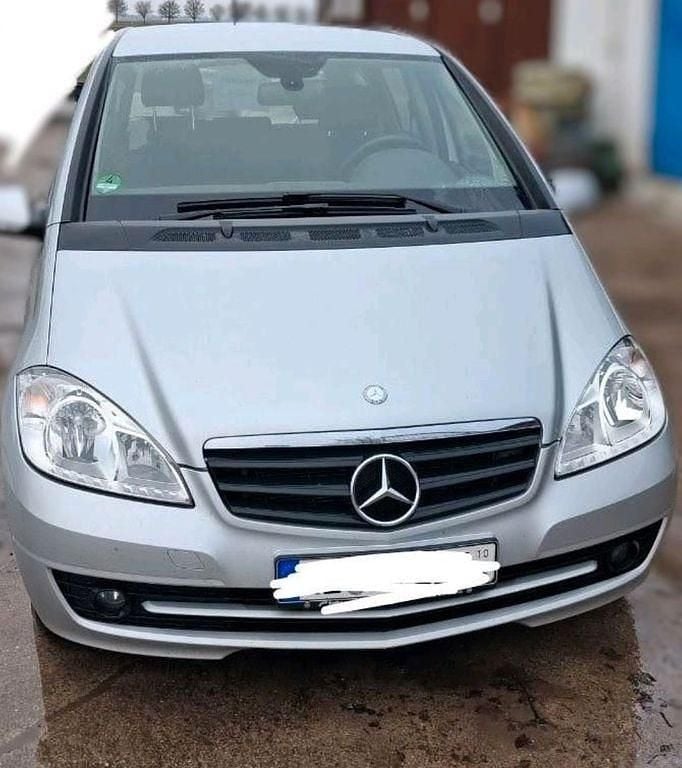 Gebraucht Mercedes A150 95 PS (69 kW) 2008 Silber Van / Kleinbus