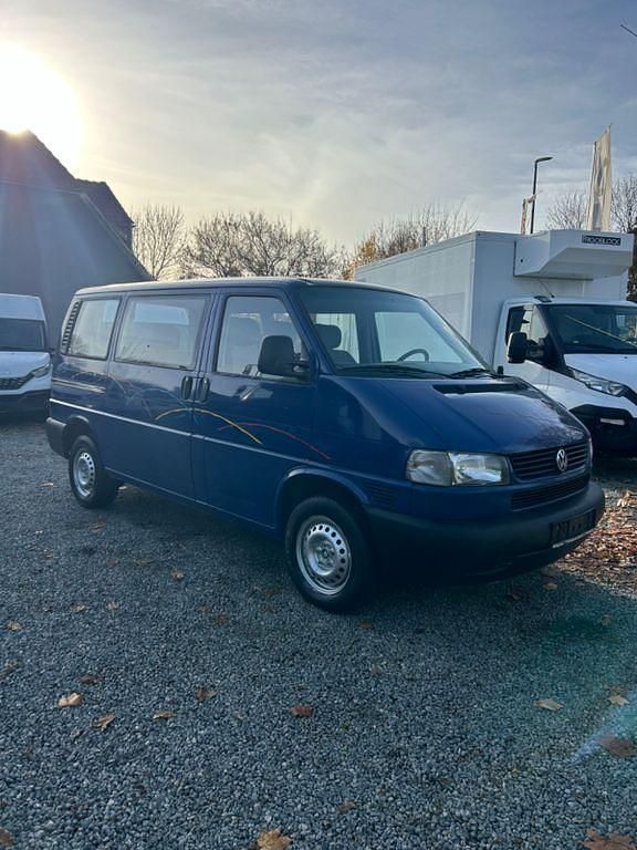 Gebraucht VW T4 77 PS (56 kW) 1996 Blau Van