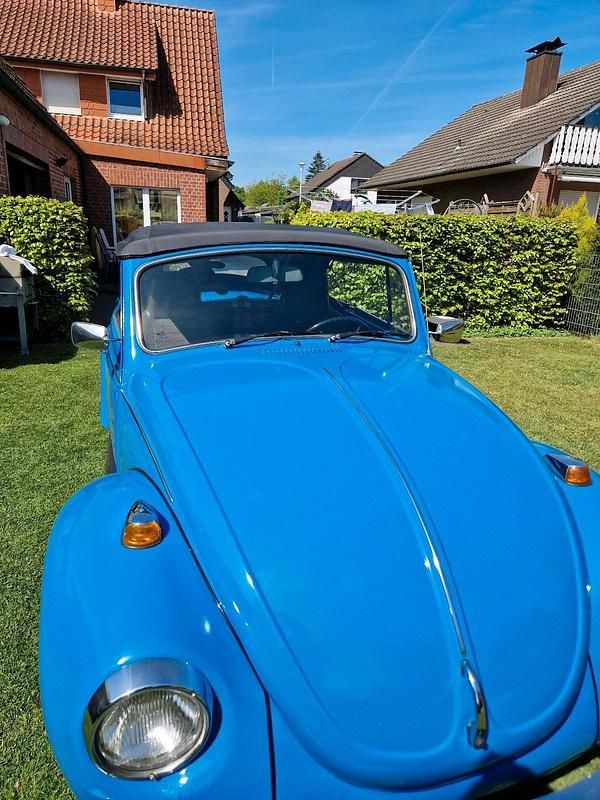 Blau Gebraucht 1972 VW Käfer Cabrio | 14.500 € - Bild 1/4