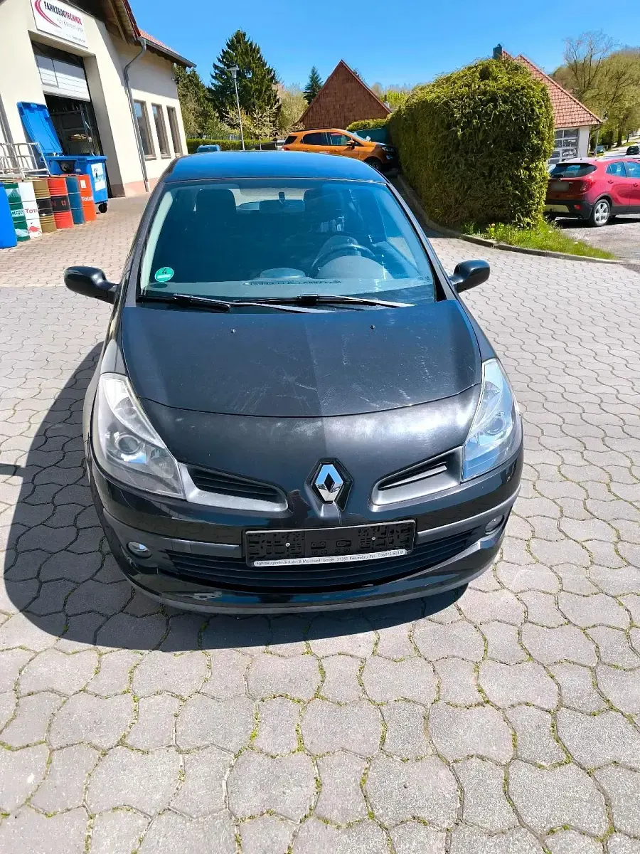 Gebraucht Renault Clio 90 PS (66 kW) 2006 Schwarz Kleinwagen