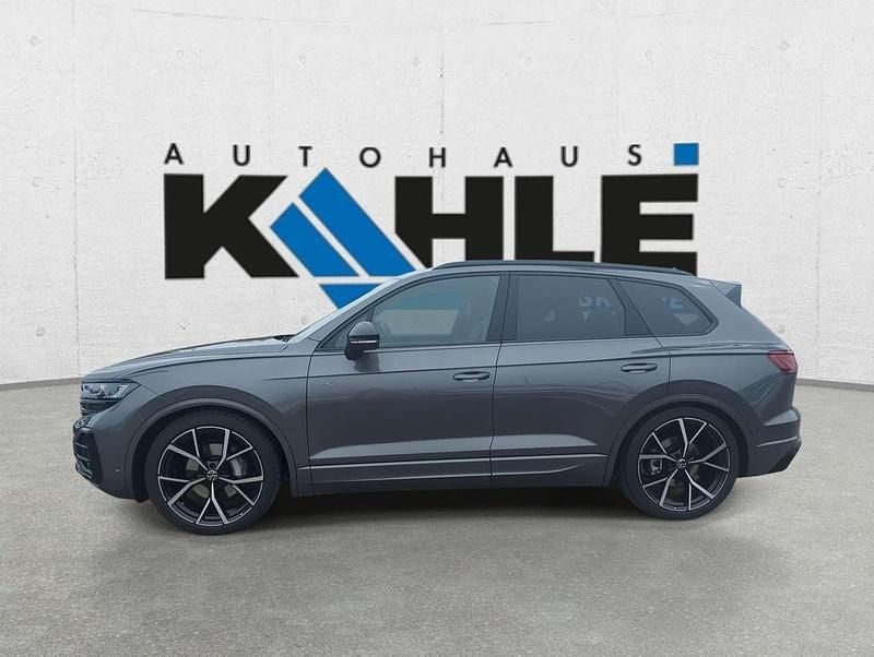 Grau Gebraucht 2025 VW Touareg R-line SUV | 94.890 € - Bild 1/4
