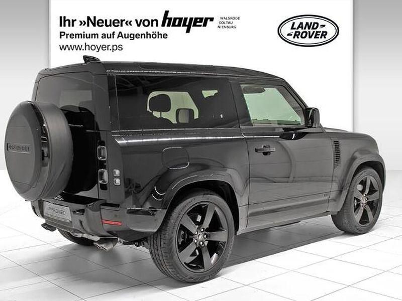 Gebraucht Land Rover Defender Black Edition 532 PS (391 kW) 2025 Santorini black metallic SUV