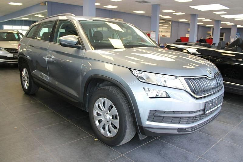 Grau Gebraucht 2021 Skoda Kodiaq Active SUV | 21.980 € (Guter Preis) - Bild 1/4