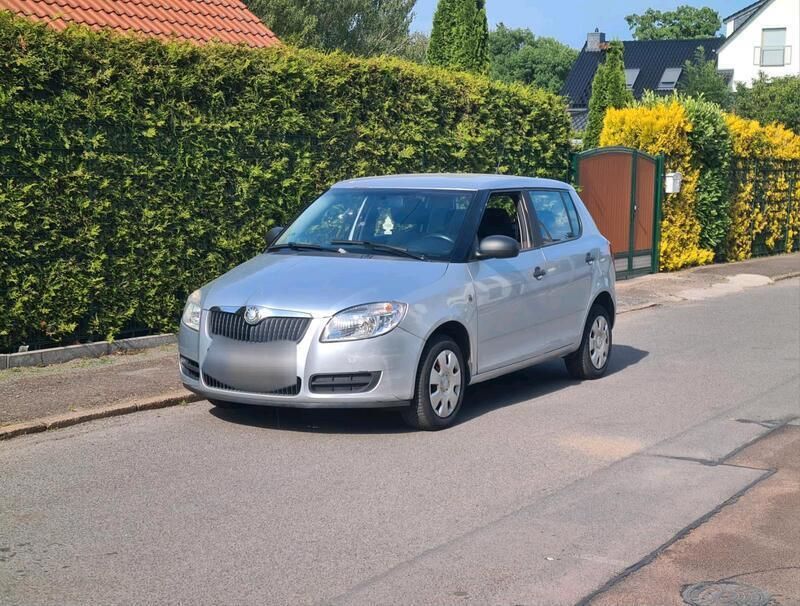 Silber Gebraucht 2008 Skoda Fabia Kleinwagen | 1.100 € (Superpreis) - Bild 1/4
