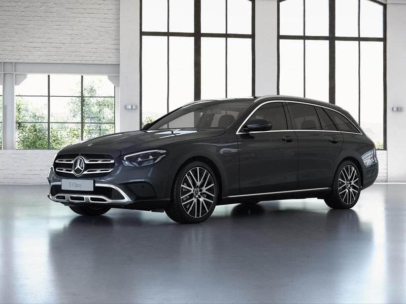 Graphitgrau metallic Gebraucht 2022 Mercedes E400 Avantgarde Kombi | 45.274 € (Fairer Preis) - Bild 1/4