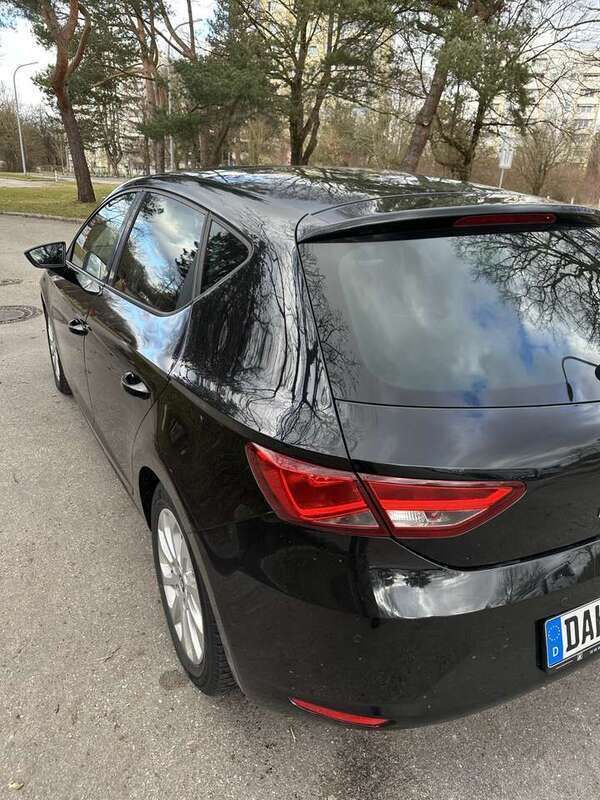 Schwarz Gebraucht 2014 Seat Leon Style Kleinwagen | 8.500 € (Guter Preis) - Bild 1/4