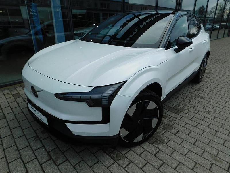 Gebraucht Volvo EX30 Plus 200 kW (272 PS) 2024 Weiß SUV