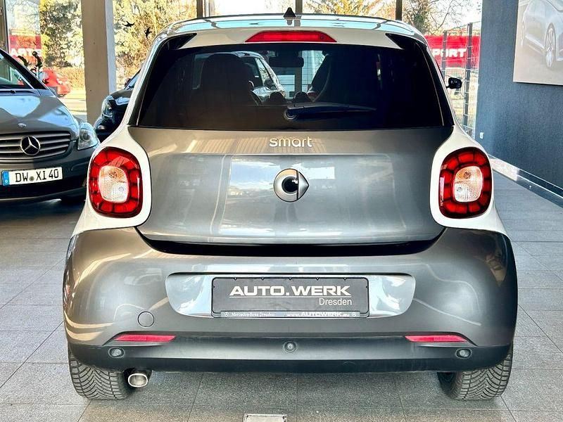Gebraucht Smart ForFour Prime 90 PS (66 kW) 2019 Grau Kleinwagen