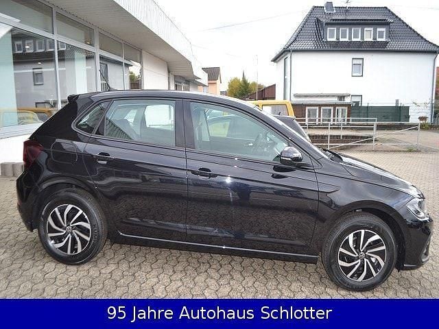 Gebraucht VW Polo Life 95 PS (69 kW) 2023 Schwarz Limousine