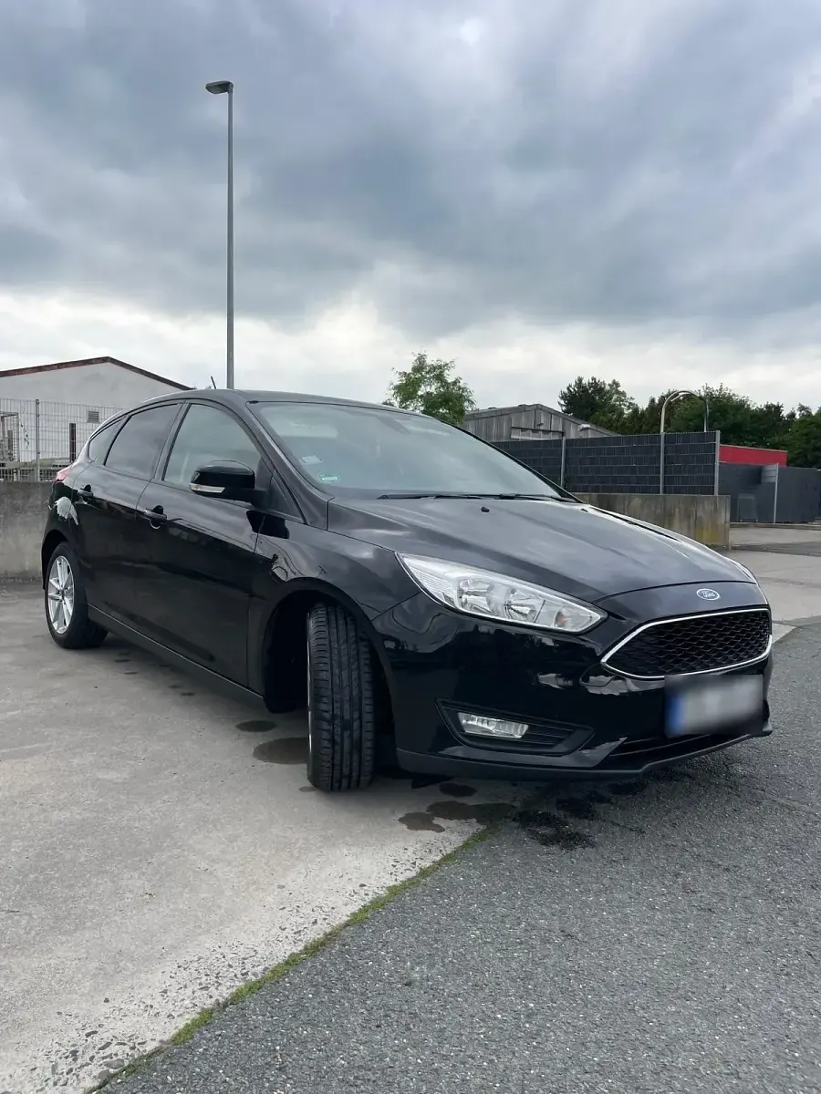 Gebraucht Ford Focus 125 PS (91 kW) 2017 Schwarz Limousine