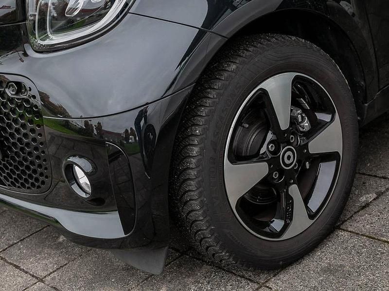 Gebraucht Smart ForTwo Coupé Exclusive 60 kW (82 PS) 2023 Schwarz Kleinwagen