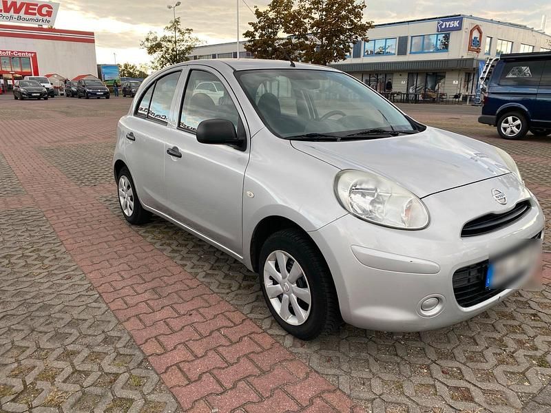 Silber Gebraucht 2011 Nissan Micra Kleinwagen | 2.499 € (Guter Preis) - Bild 1/4