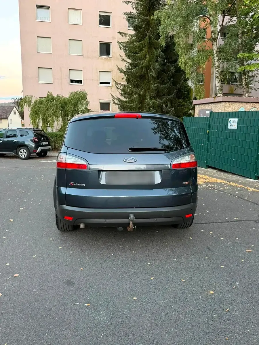 Gebraucht Ford S-MAX S 140 PS (102 kW) 2009 Grau Van / Kleinbus